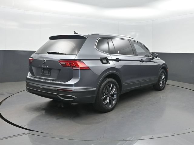 Used 2022 Volkswagen Tiguan SE FWD image 37