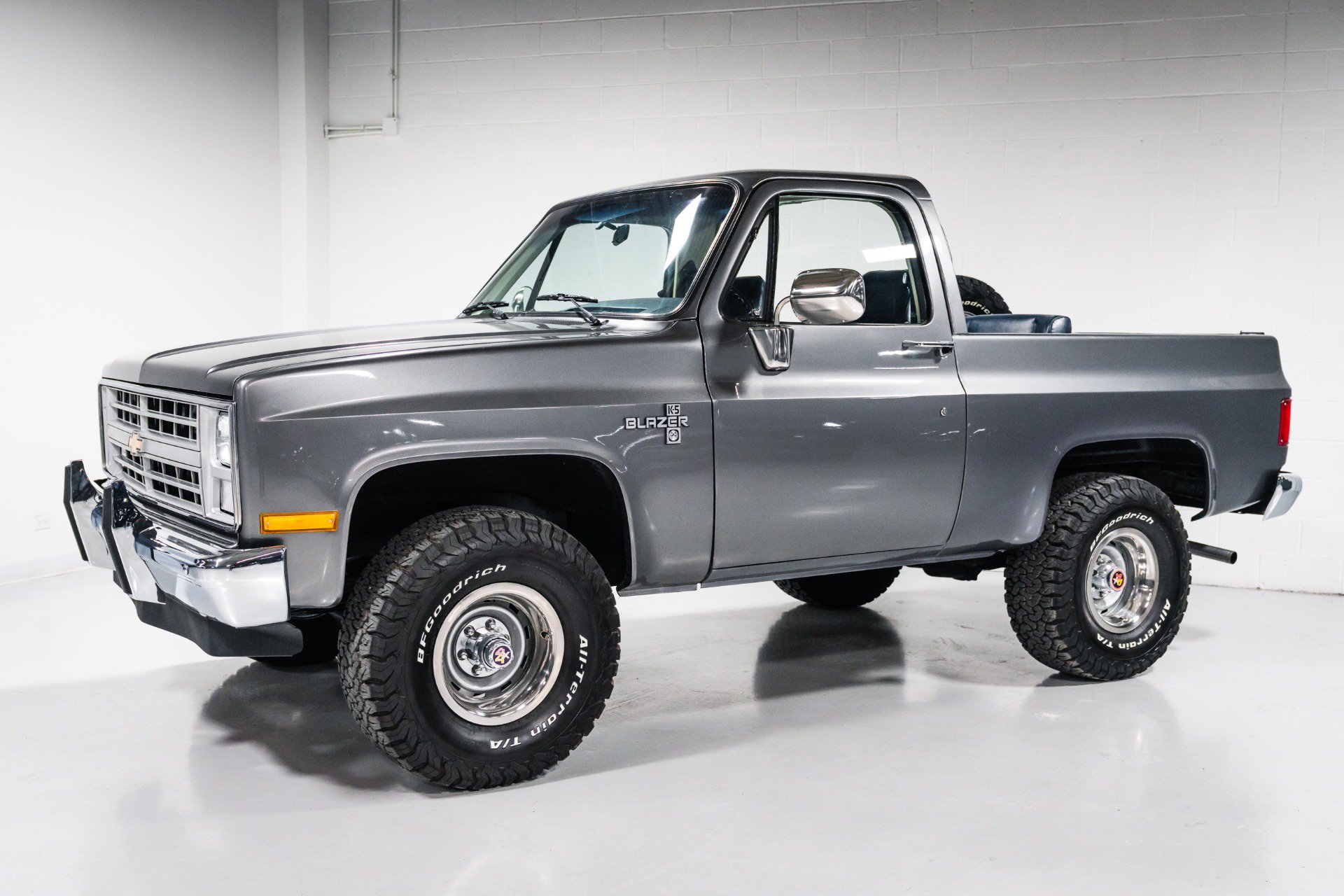 Used 1987 Chevrolet Blazer 4WD image 7