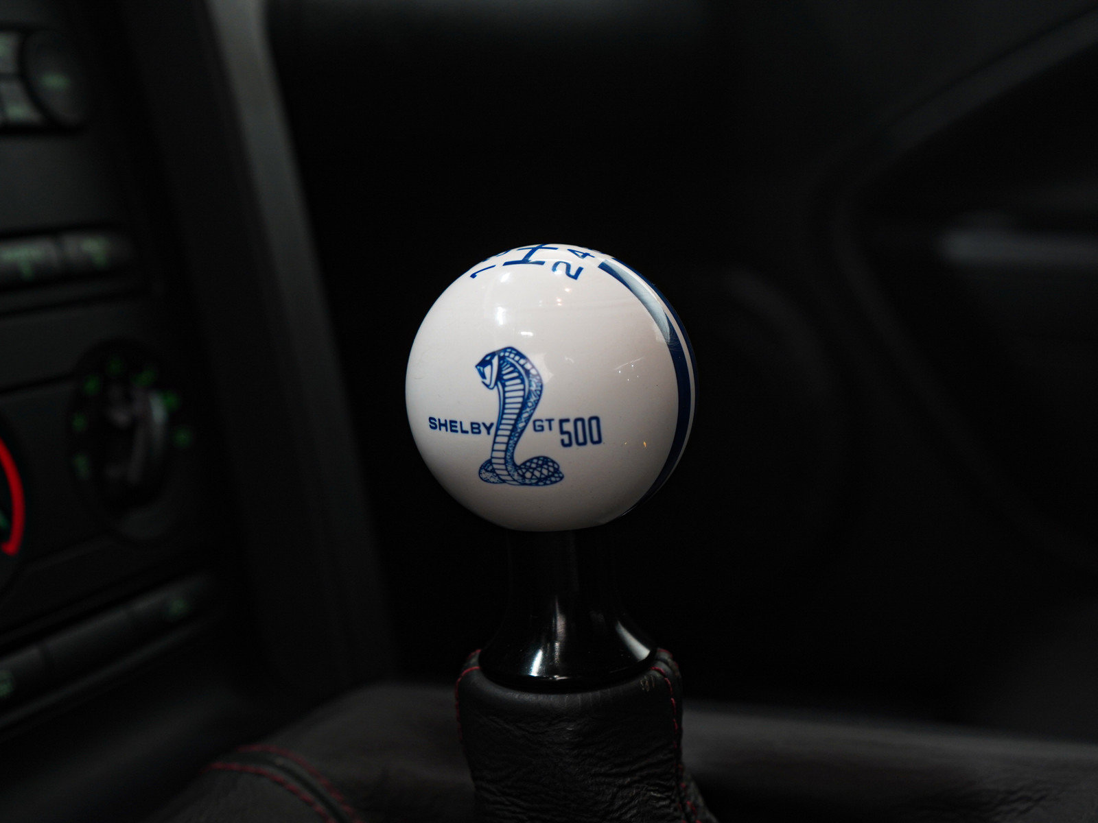 Used 2009 Ford Mustang Shelby GT500 RWD image 24