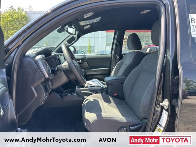Used 2019 Toyota Tacoma TRD Sport AWD/4WD image 9