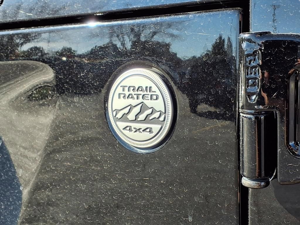 Used 2020 Jeep Gladiator Overland image 22