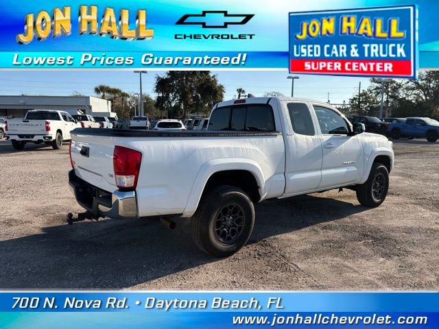 Used 2017 Toyota Tacoma 4x4 Access Cab image 12