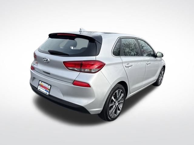 Used 2018 Hyundai Elantra GT image 5