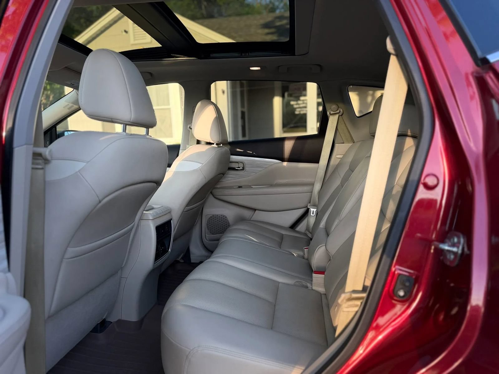 Used 2016 Nissan Murano Platinum w/ Platinum Technology Package AWD/4WD image 11