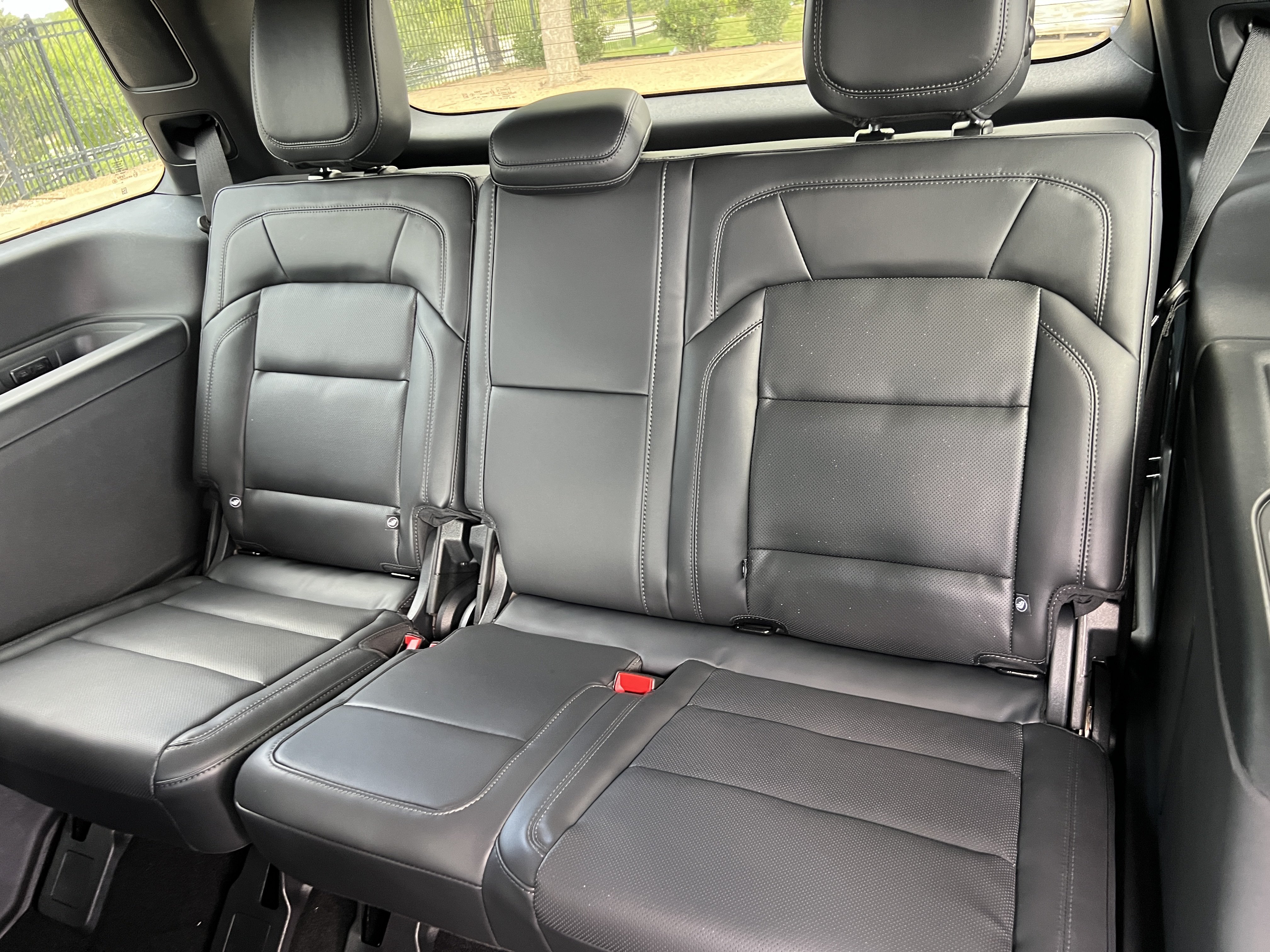 New 2027 Lincoln Navigator Reserve w/ Jet Appearance Package AWD/4WD image 27