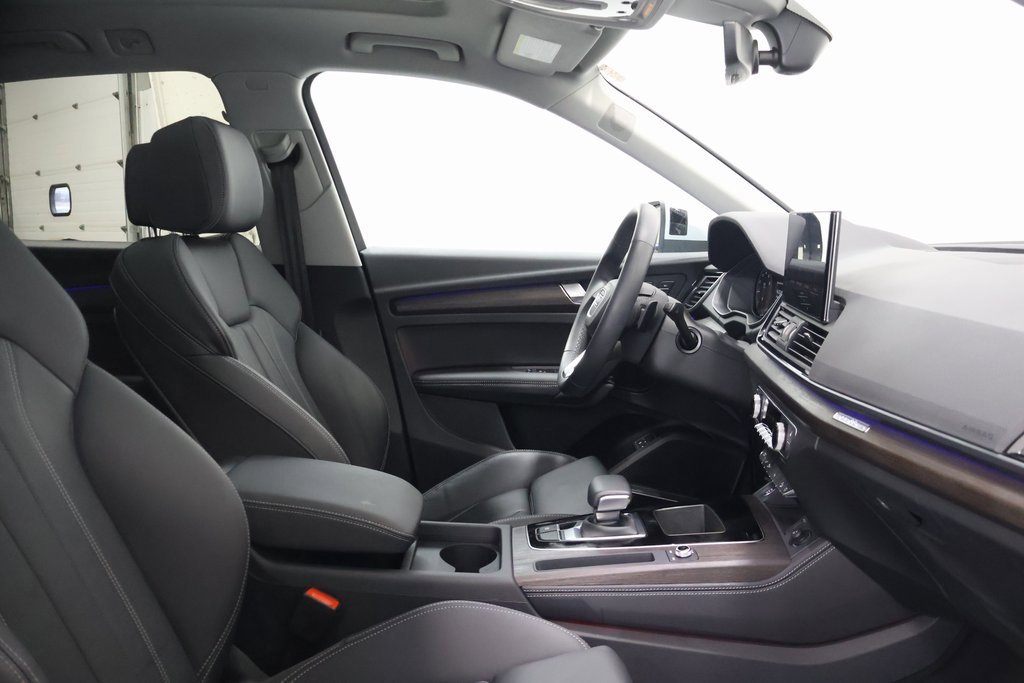 Certified 2025 Audi Q5 e Premium Plus w/ Premium Plus Package image 21