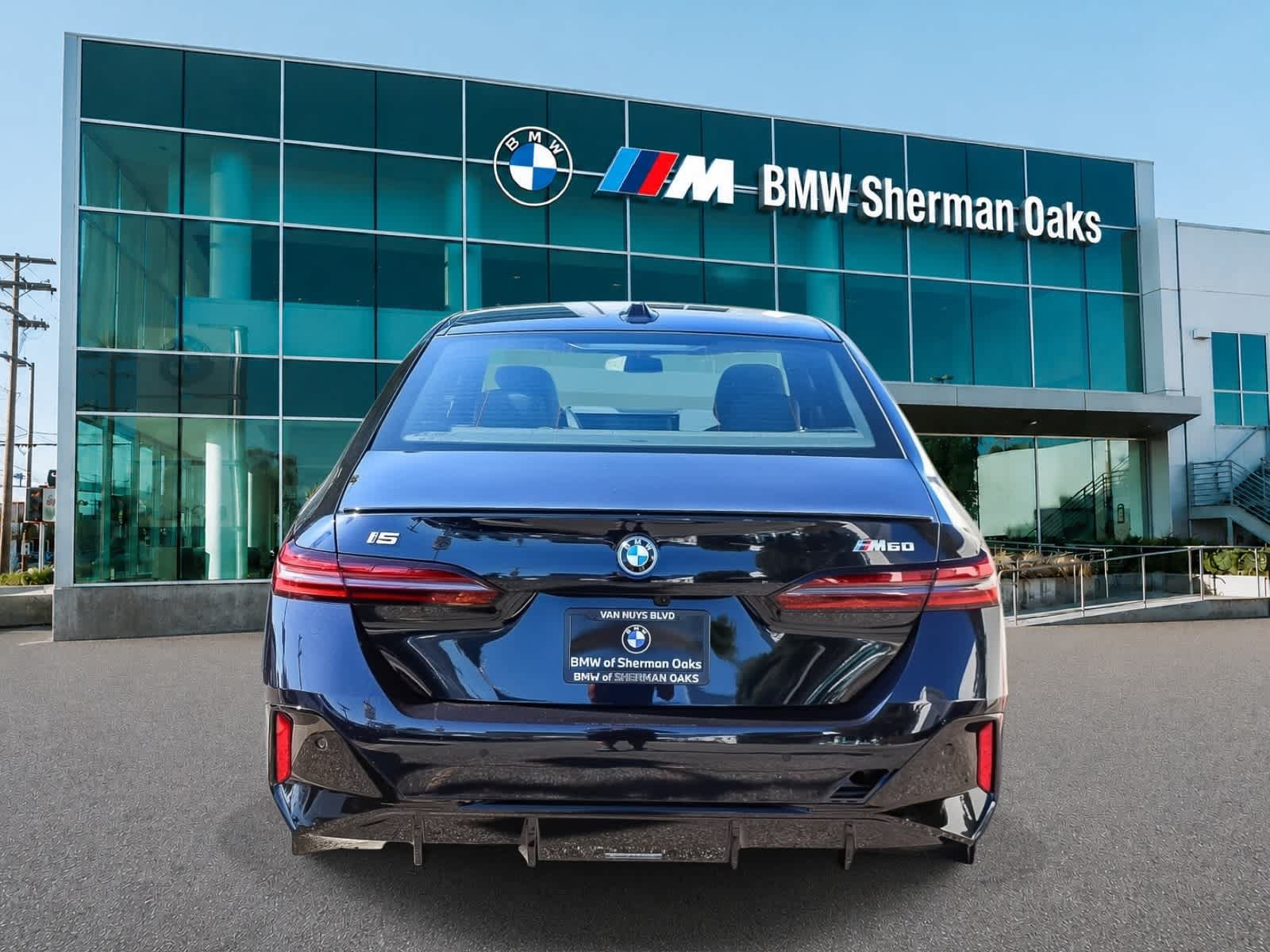 New 2026 BMW i5 M60 AWD/4WD image 5