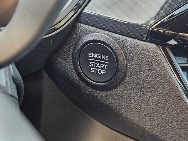Used 2025 Ford Escape ST-Line Select AWD/4WD image 30