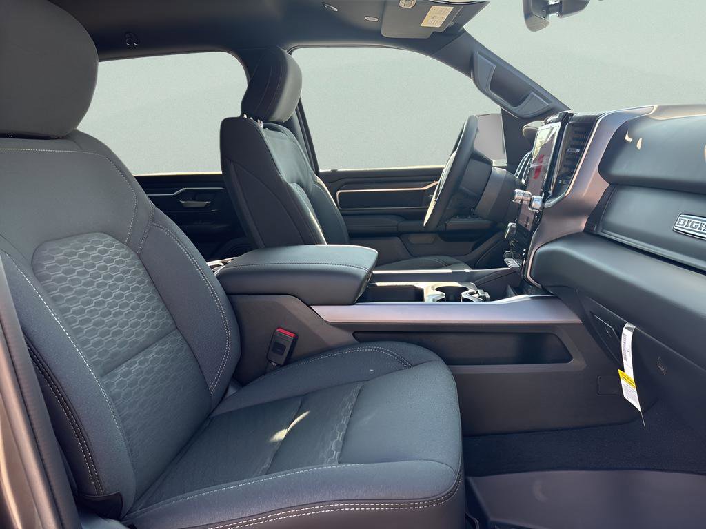 New 2026 RAM 1500 Big Horn AWD/4WD image 32