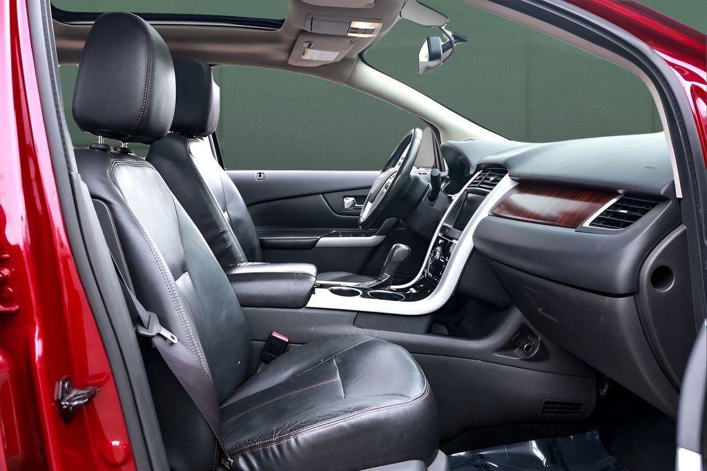 Used 2013 Ford Edge Limited image 16