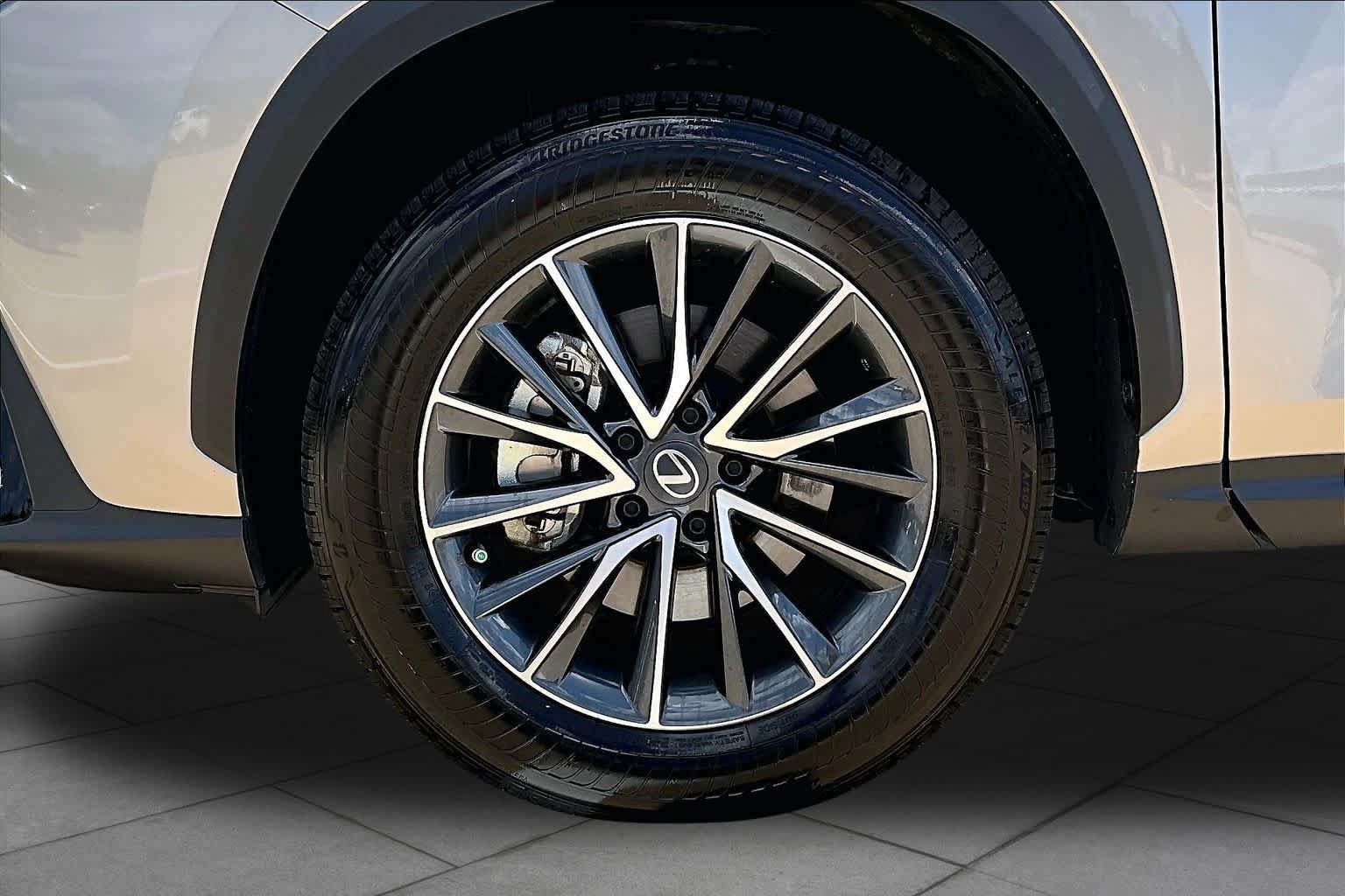 Certified 2026 Lexus NX 350 AWD w/ Accessory Package (Z1) image 11