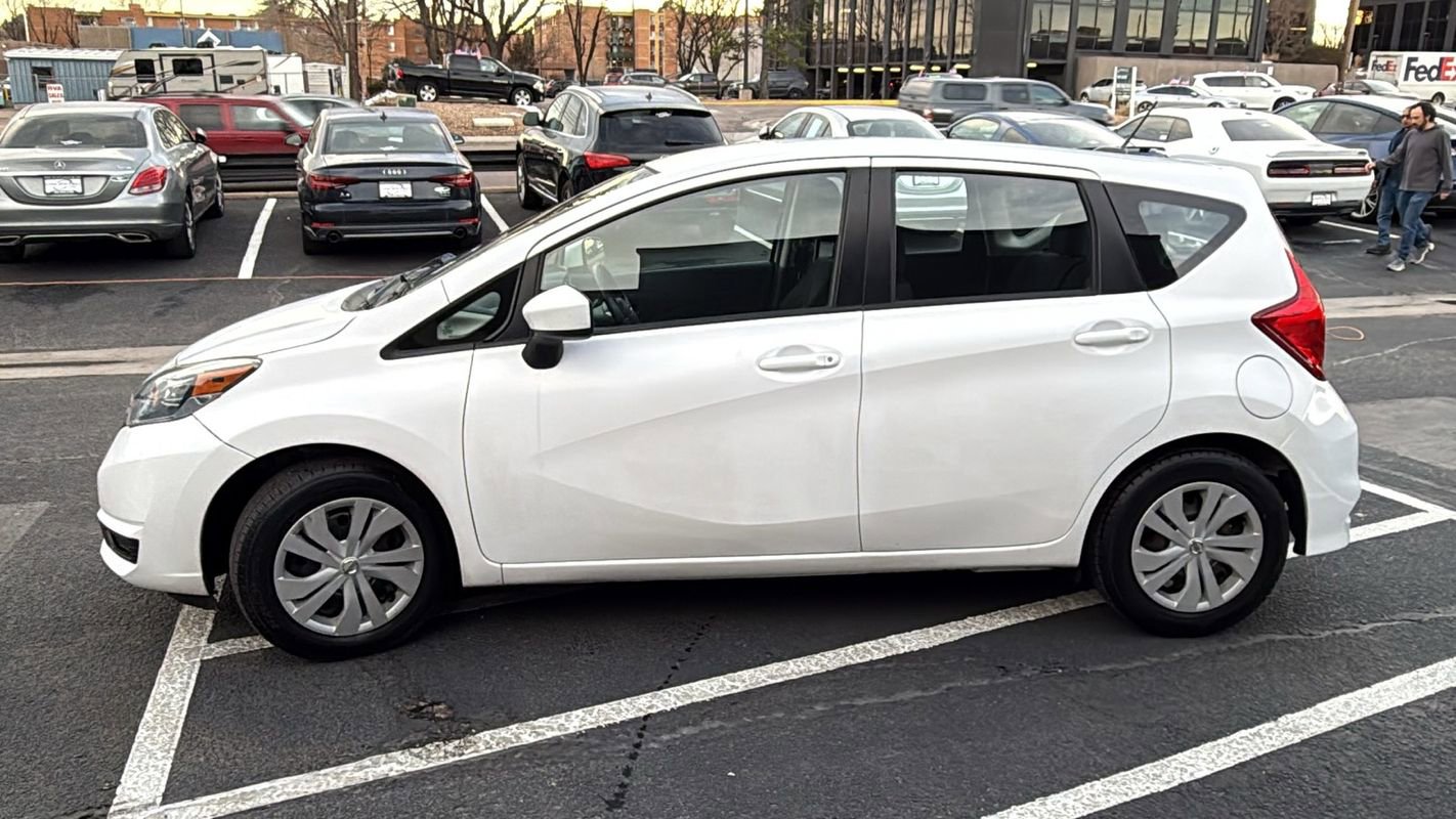 Used 2017 Nissan Versa Note SV image 6