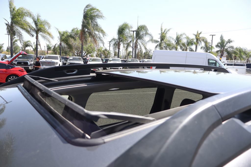 Used 2019 Subaru Ascent Limited image 28