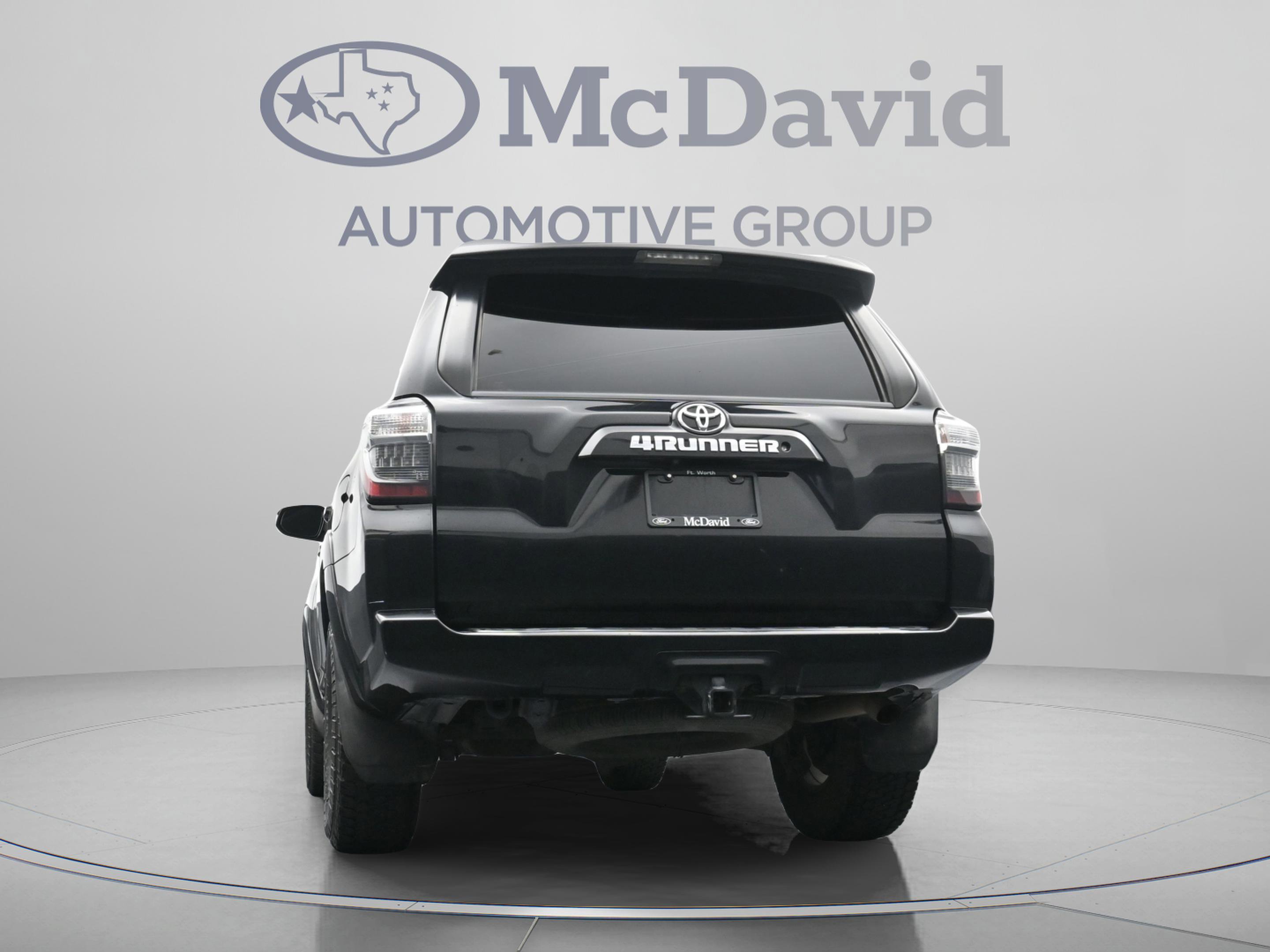 Used 2017 Toyota 4Runner SR5 RWD image 29