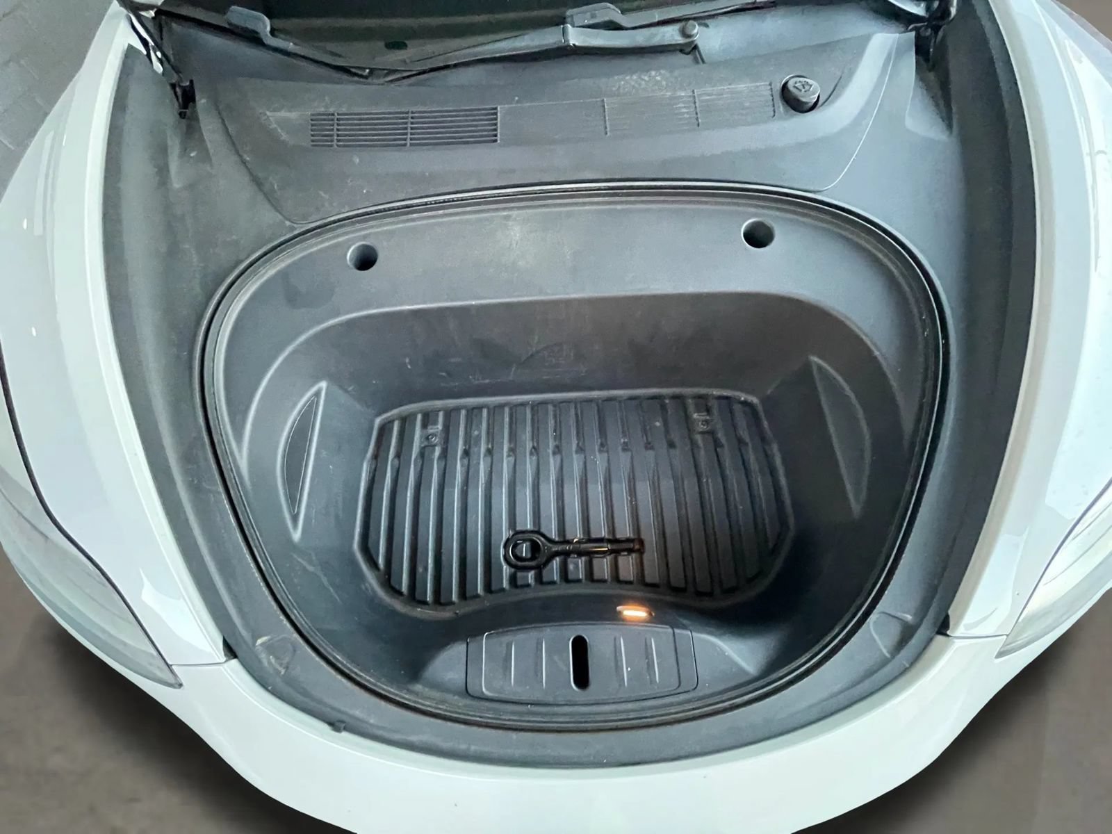 Used 2020 Tesla Model 3 Long Range AWD/4WD image 13