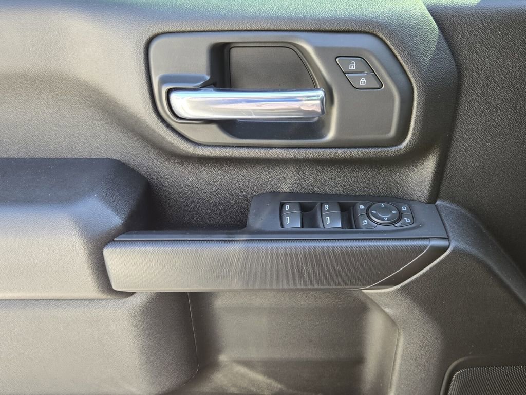 Used 2024 Chevrolet Silverado 2500 Custom w/ Custom Value Package image 26