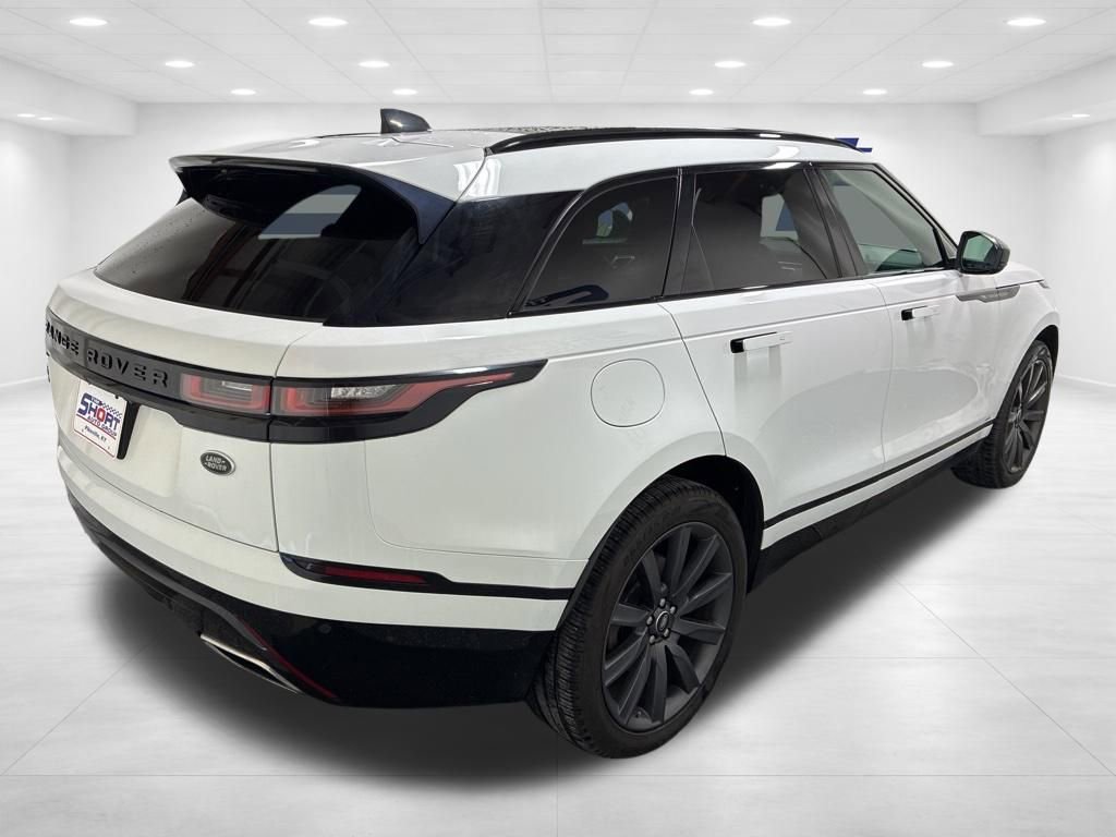 Used 2019 Land Rover Range Rover Velar R-Dynamic HSE image 4