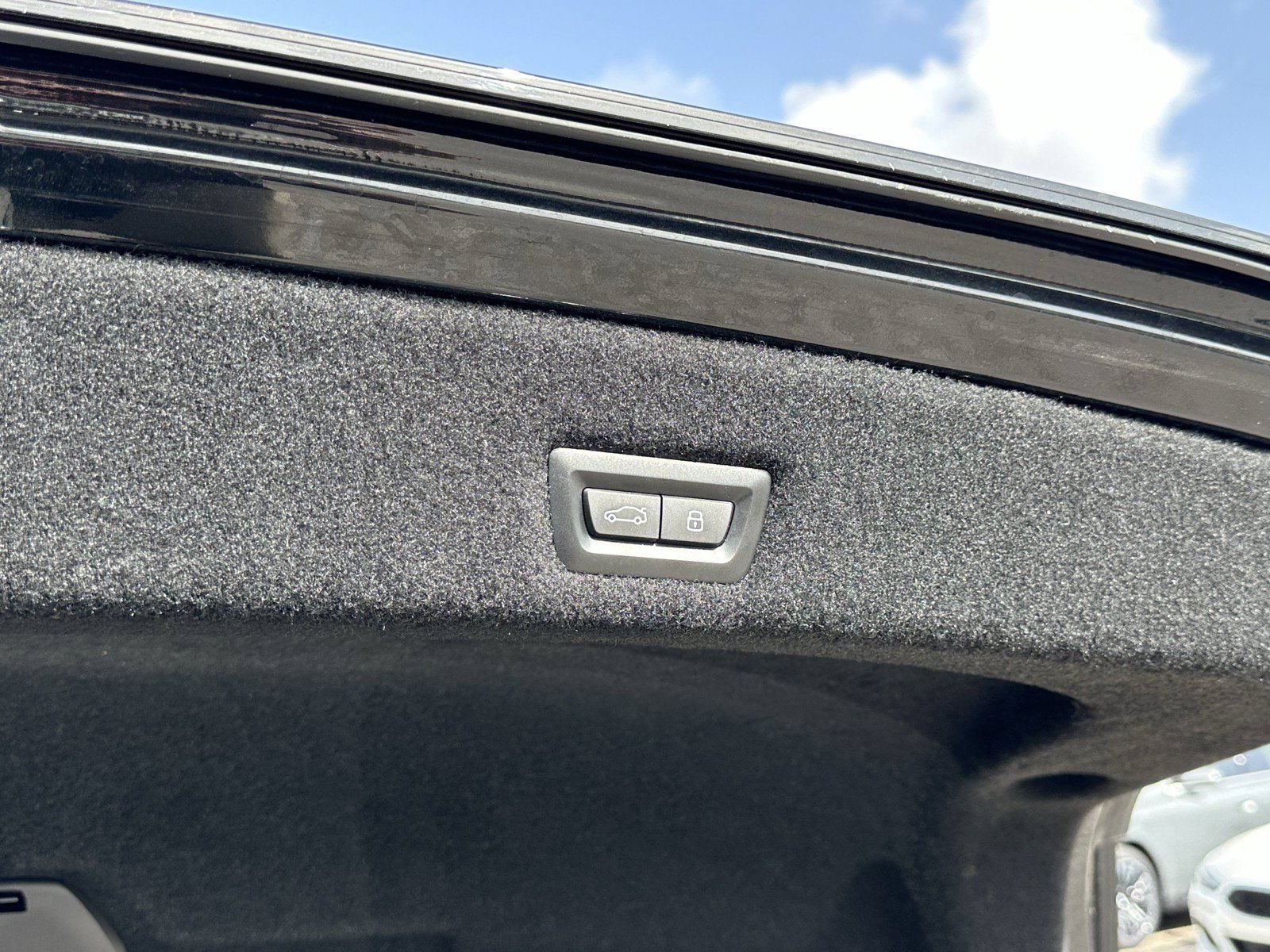 Used 2023 BMW i7 xDrive60 AWD/4WD image 10
