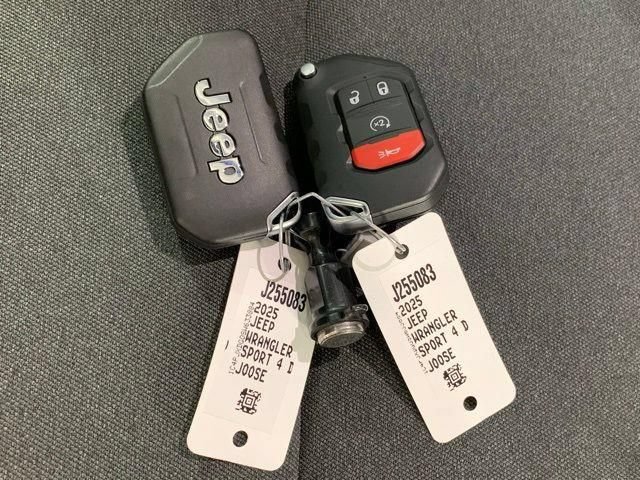 Used 2025 Jeep Wrangler Unlimited Sport AWD/4WD image 45