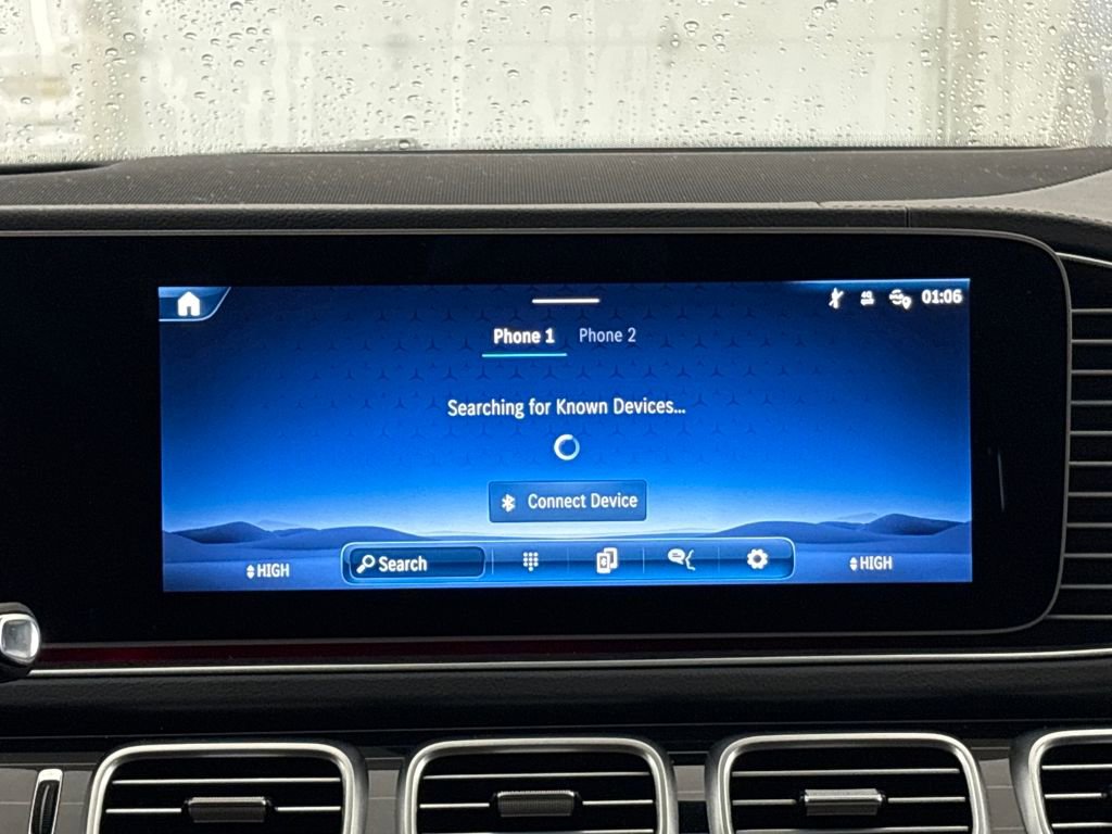 Used 2025 Mercedes-Benz GLS 450 4MATIC image 24