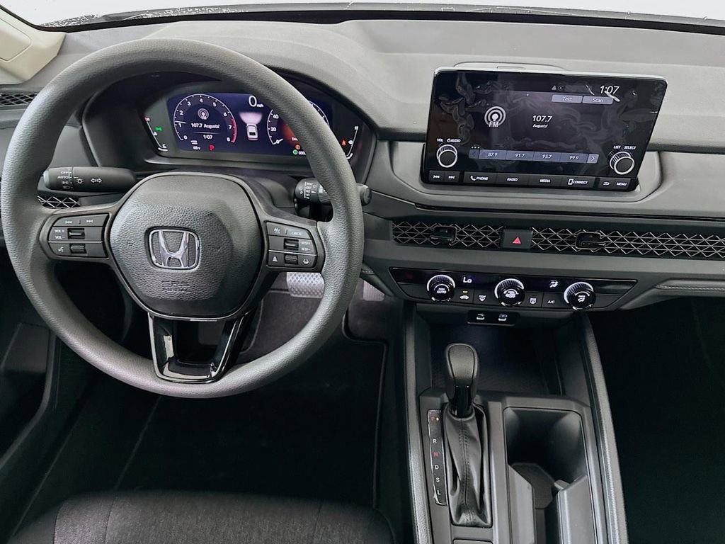Certified 2025 Honda Accord LX image 19