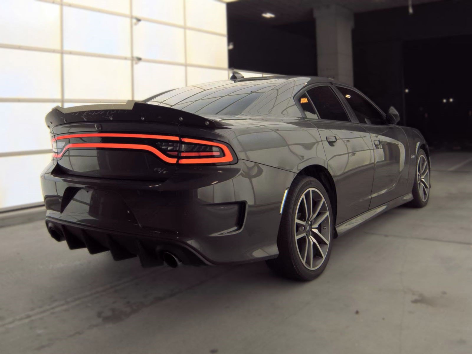 Used 2023 Dodge Charger R/T w/ Navigation & Travel Group RWD image 4