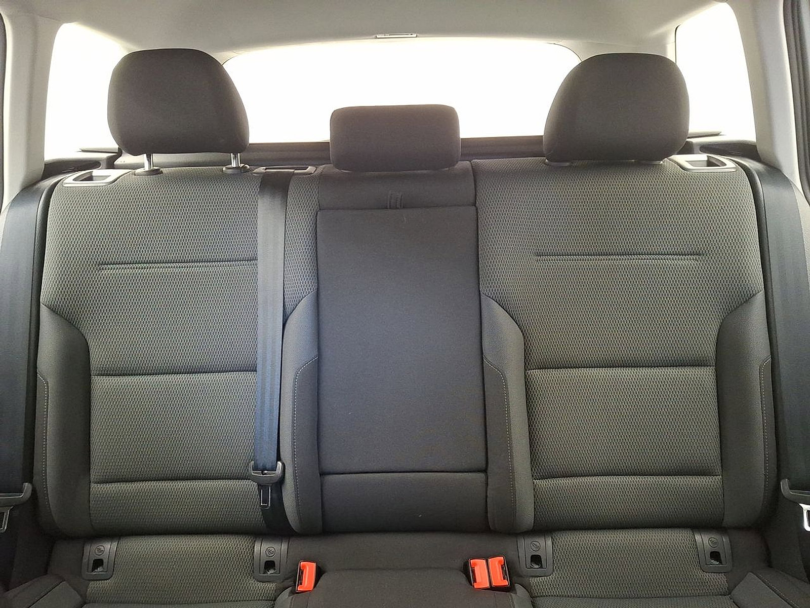 Used 2016 Volkswagen Golf S image 19