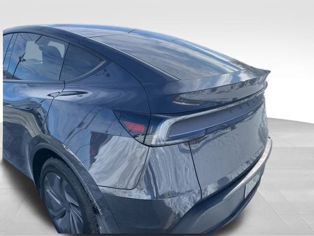 Used 2026 Tesla Model Y Long Range image 5