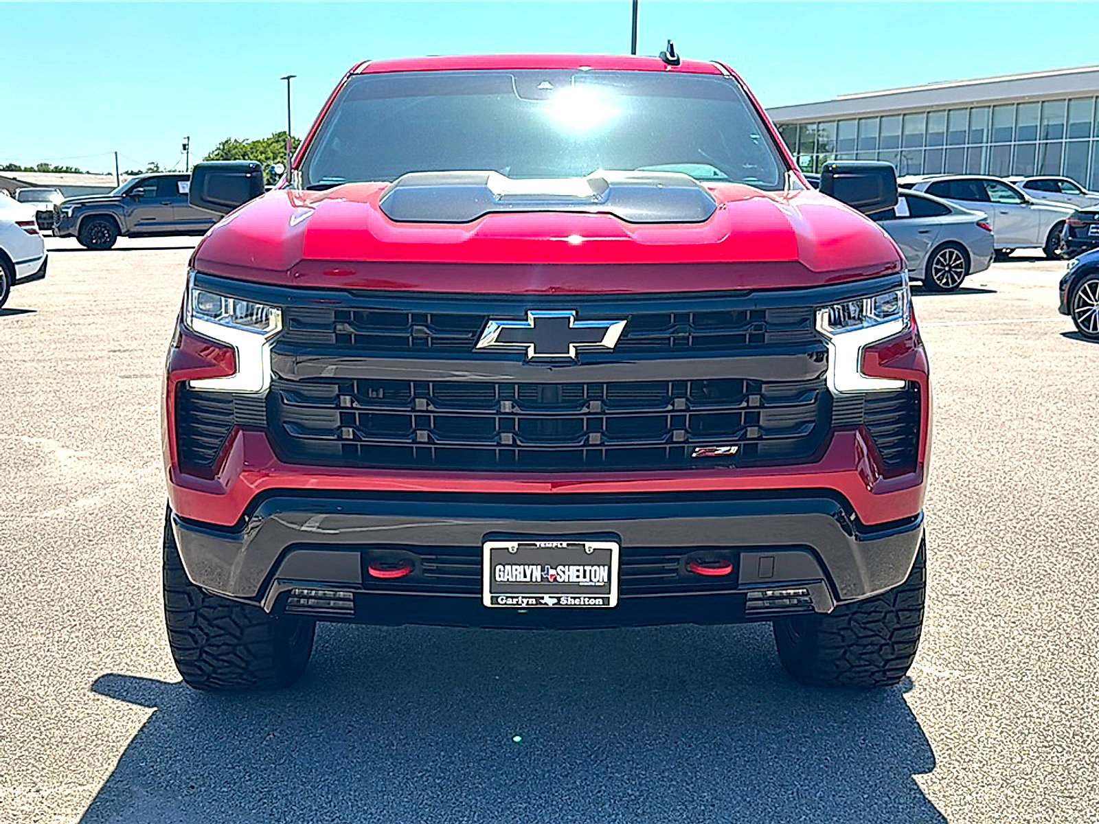 Used 2025 Chevrolet Silverado 1500 LT Trail Boss w/ Convenience Package II AWD/4WD image 11