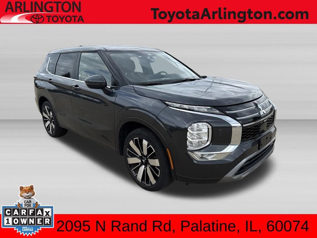 Used 2025 Mitsubishi Outlander SE