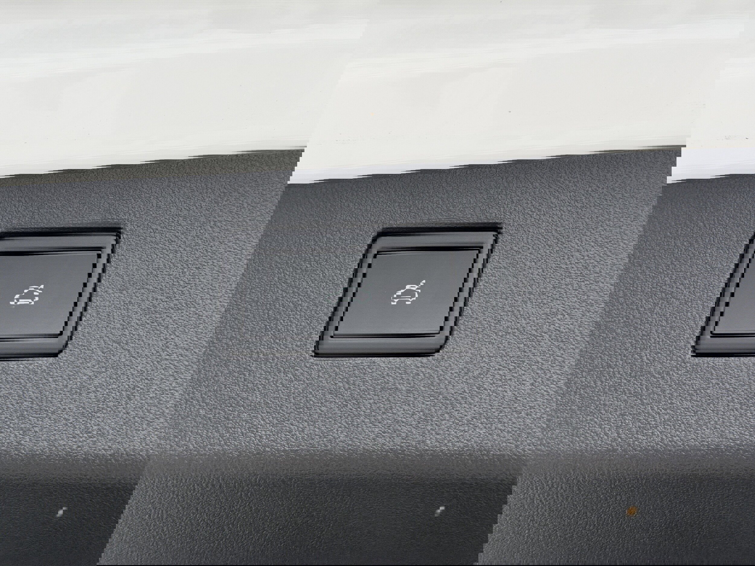 New 2026 Volkswagen Tiguan SE image 10