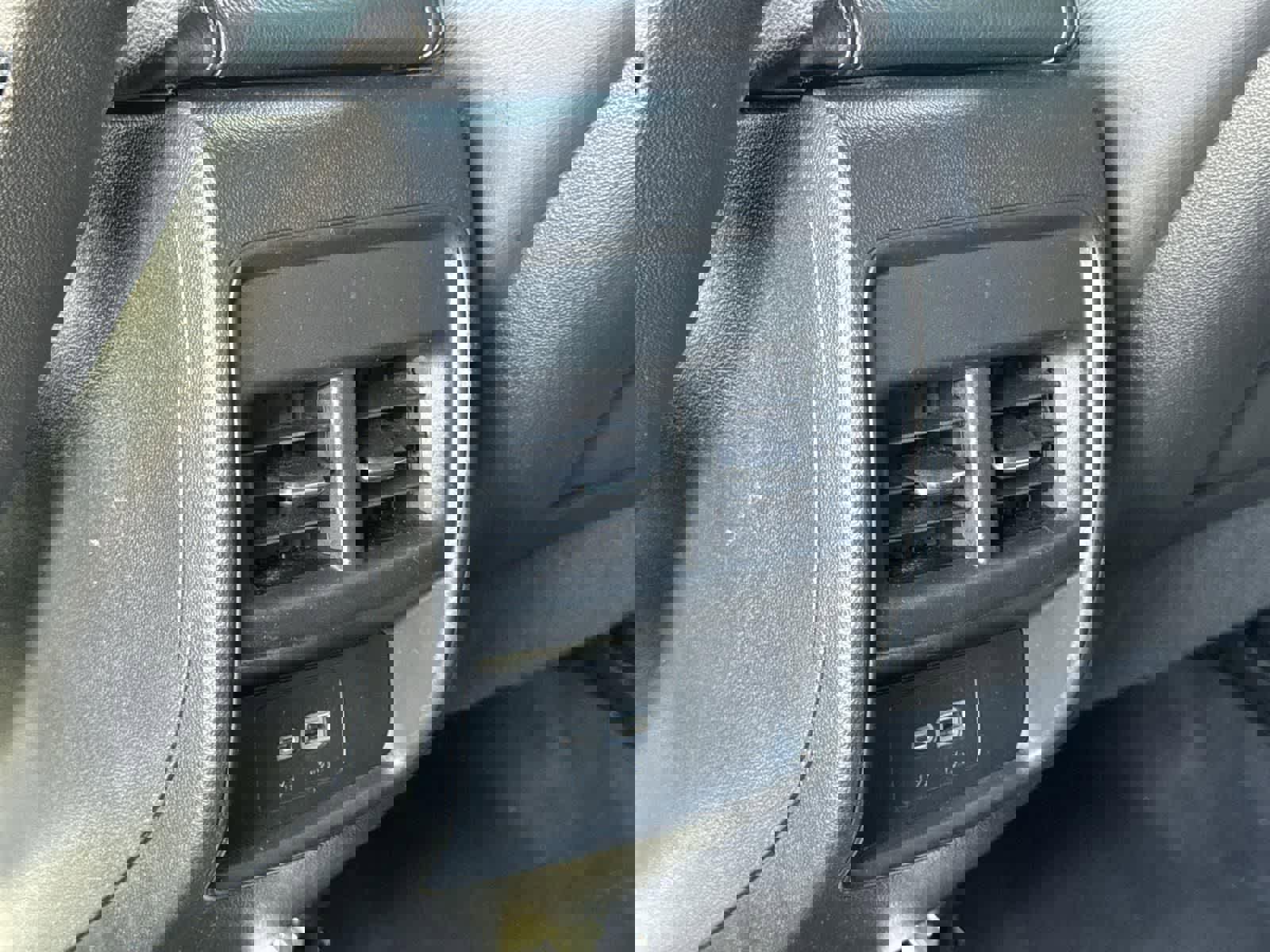 Used 2024 Cadillac XT4 Premium Luxury image 26