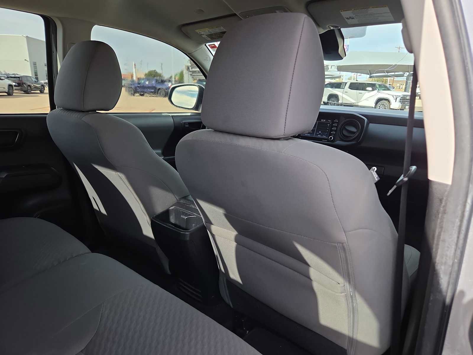 Used 2022 Toyota Tacoma SR w/ SR Convenience Package RWD image 16