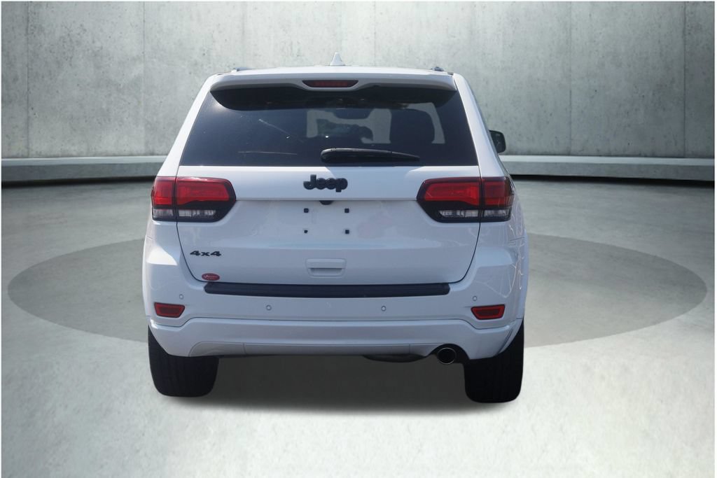 Used 2020 Jeep Grand Cherokee Altitude AWD/4WD image 15