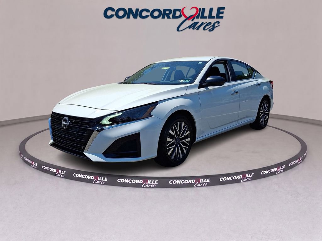 Certified 2025 Nissan Altima 2.5 SV FWD image 4