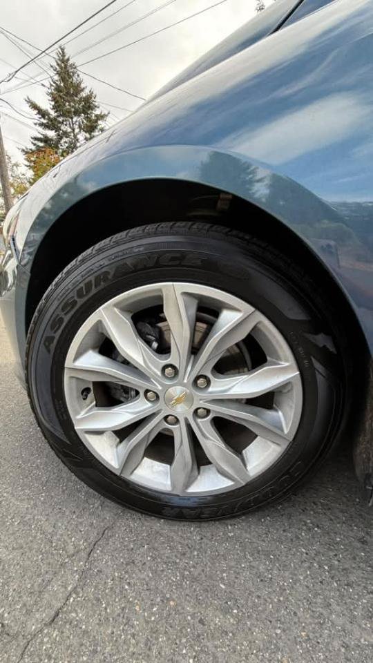 Used 2024 Chevrolet Malibu LT FWD image 3