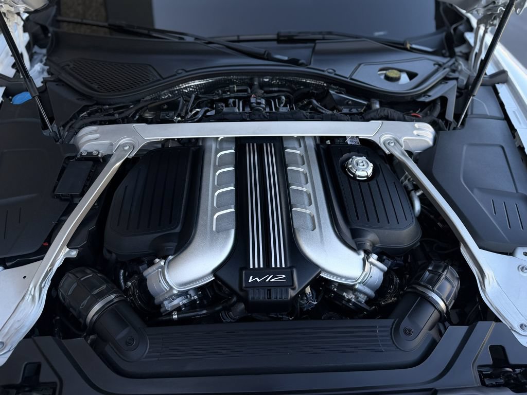 Used 2023 Bentley Flying Spur W12 AWD/4WD image 49
