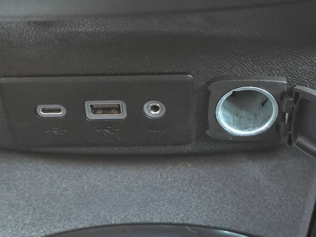 Used 2023 Chevrolet Malibu LT image 6