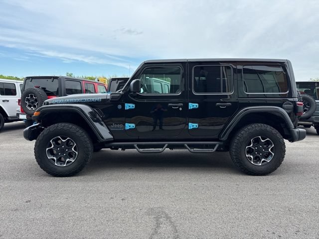 Used 2023 Jeep Wrangler Unlimited Rubicon 4xe w/ Cold Weather Group AWD/4WD image 6