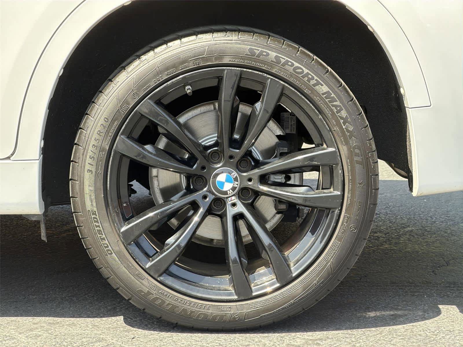 Used 2019 BMW X6 sDrive35i w/ M Sport Package RWD image 9
