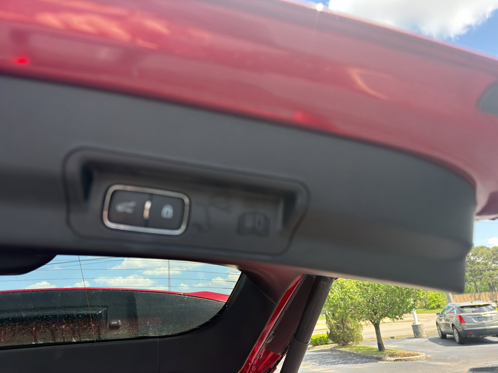 Used 2023 Ford Explorer ST-Line w/ Class IV Trailer Tow Package RWD image 13