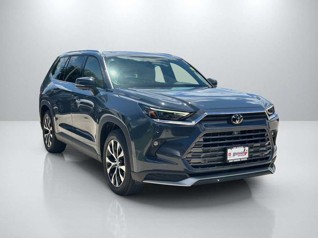 Certified 2024 Toyota Grand Highlander AWD Hybrid video 3