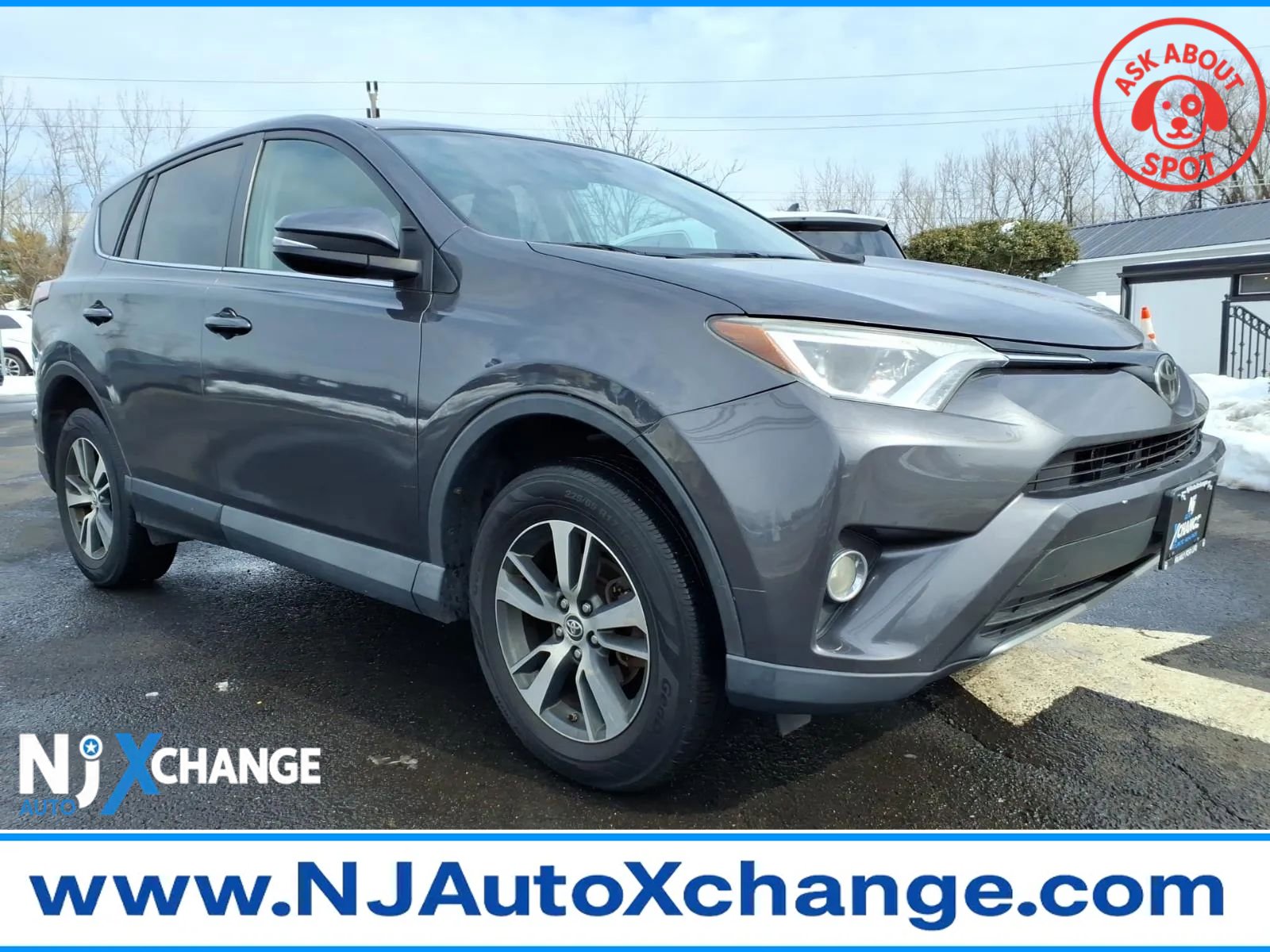 Used 2018 Toyota RAV4 XLE w/ All Weather Liner Package