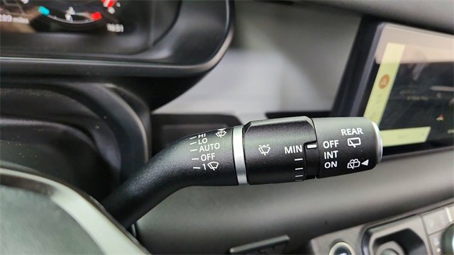 Used 2024 Land Rover Defender 110 S image 40