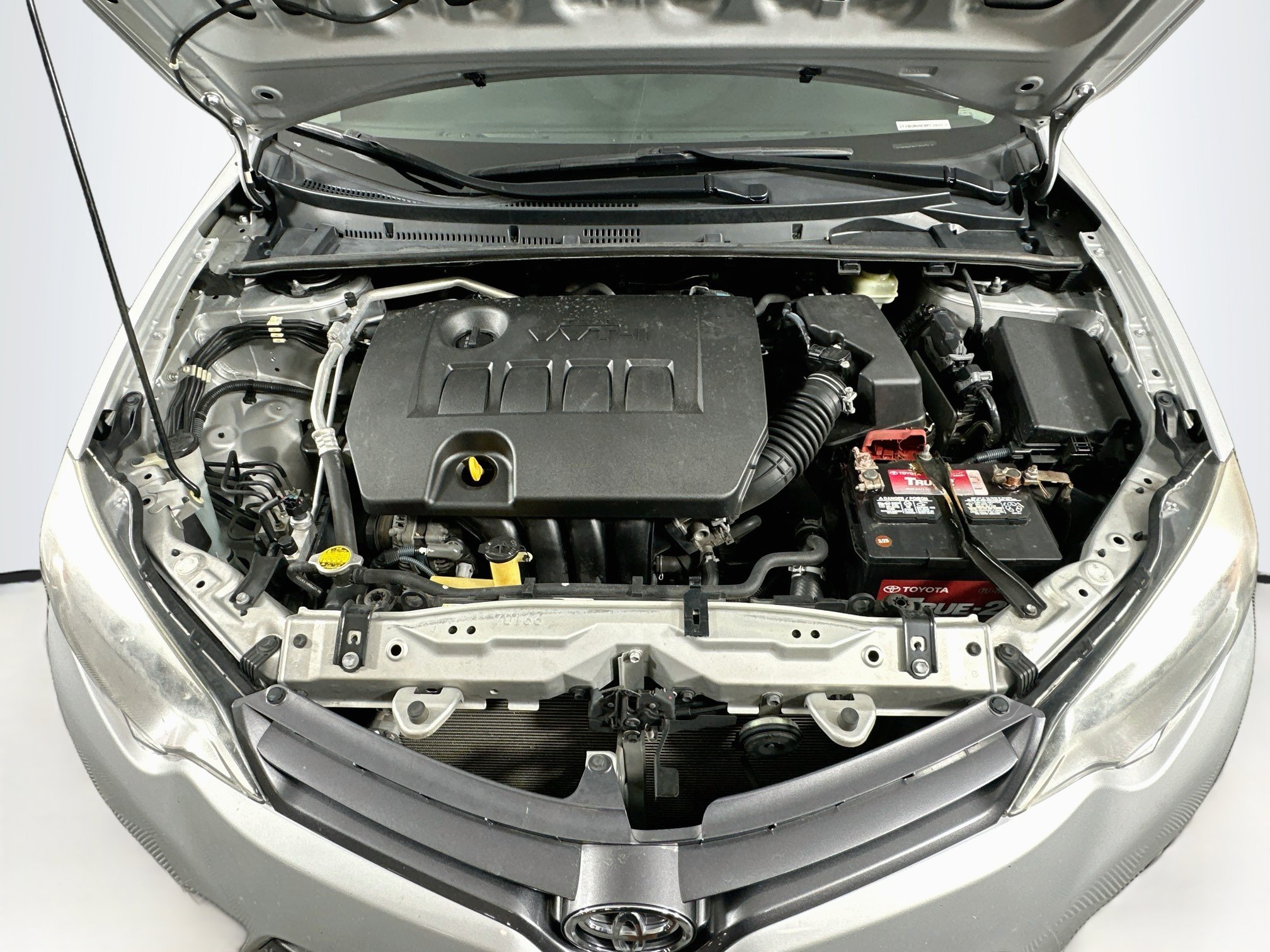 Used 2015 Toyota Corolla LE FWD image 30