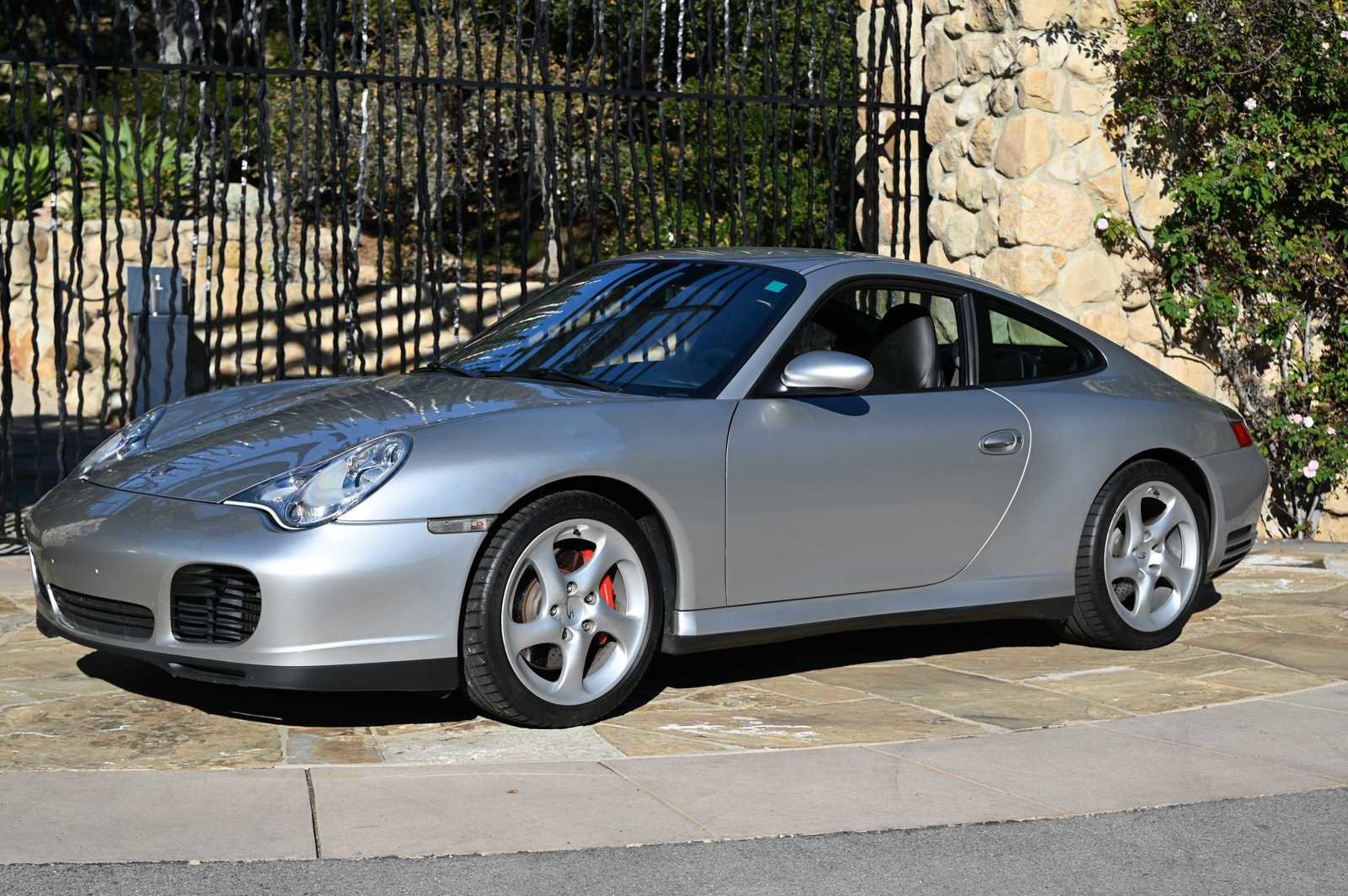 Used 2003 Porsche 911 Carrera 4S image 1