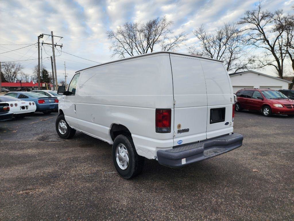 Used 2006 Ford E-350 and Econoline 350 Super Duty RWD image 7