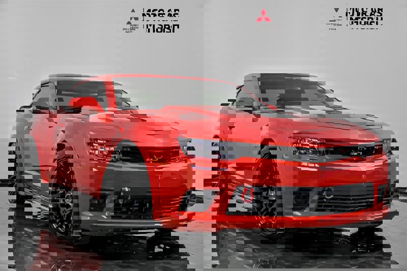 Used 2015 Chevrolet Camaro Z/28 image 1