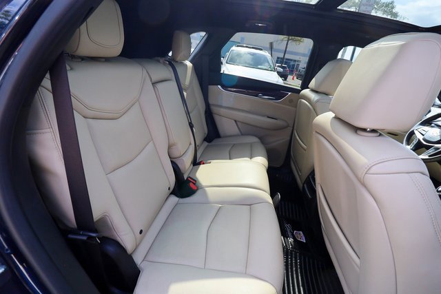 Used 2017 Cadillac XT5 Luxury w/ Driver Awareness Package image 52