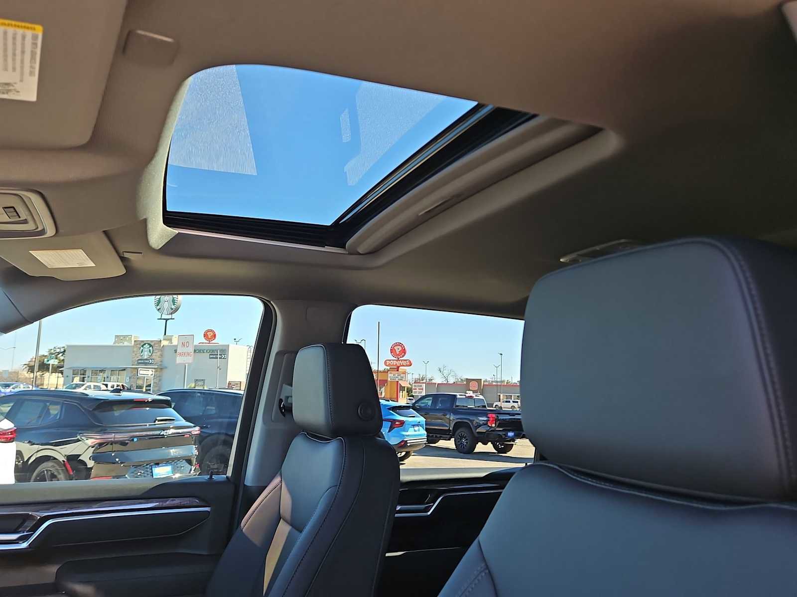 New 2026 Chevrolet Silverado 2500 LTZ w/ LTZ Convenience Package AWD/4WD image 18